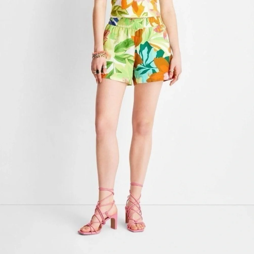 Women’s Short | Future Collective  Alani Noelle Floral Print Beach Shorts​