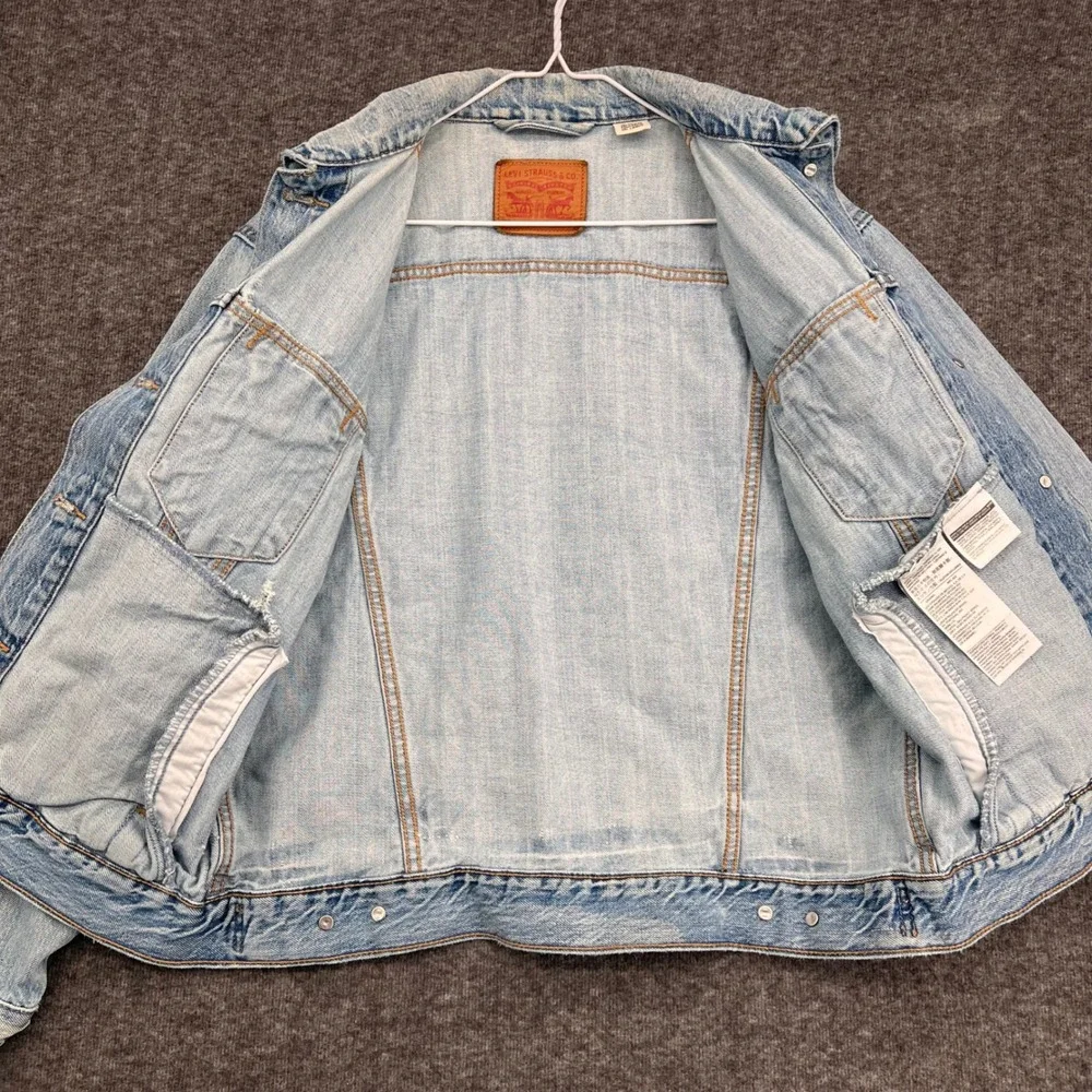 Levis classic denim