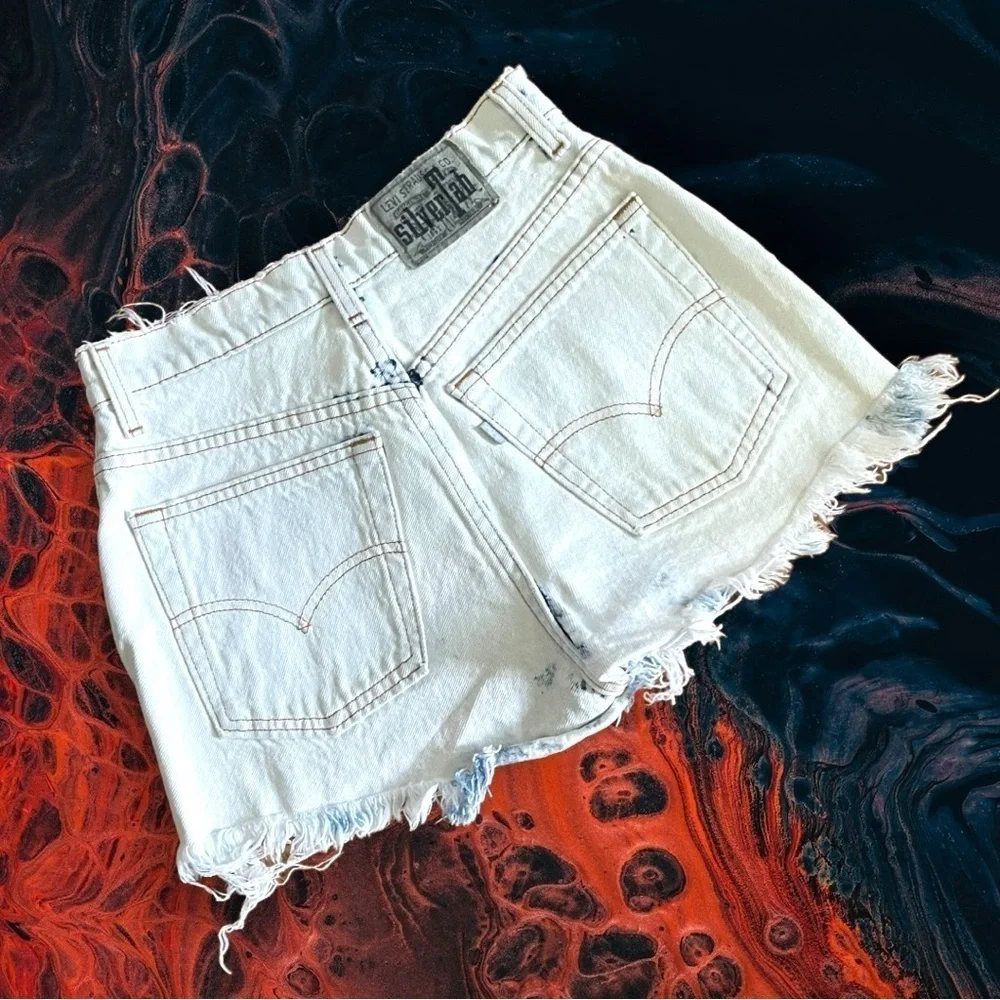 Levis perfect your