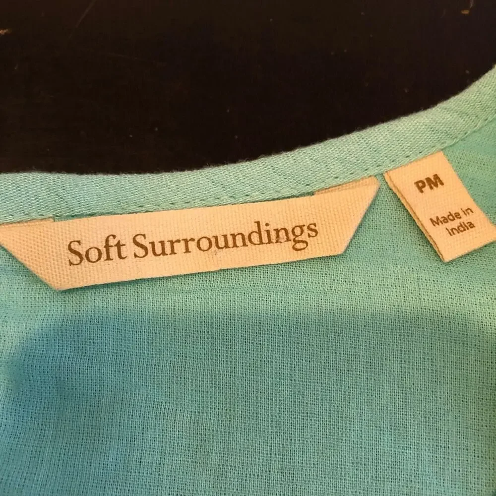 Soft Surroundings snag neckline shoulder