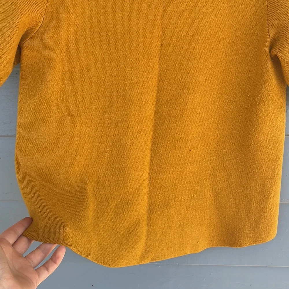 Zara worn many