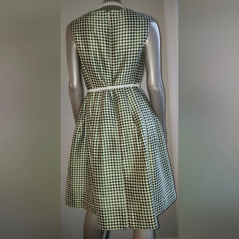 Oscar de la Renta $2 900