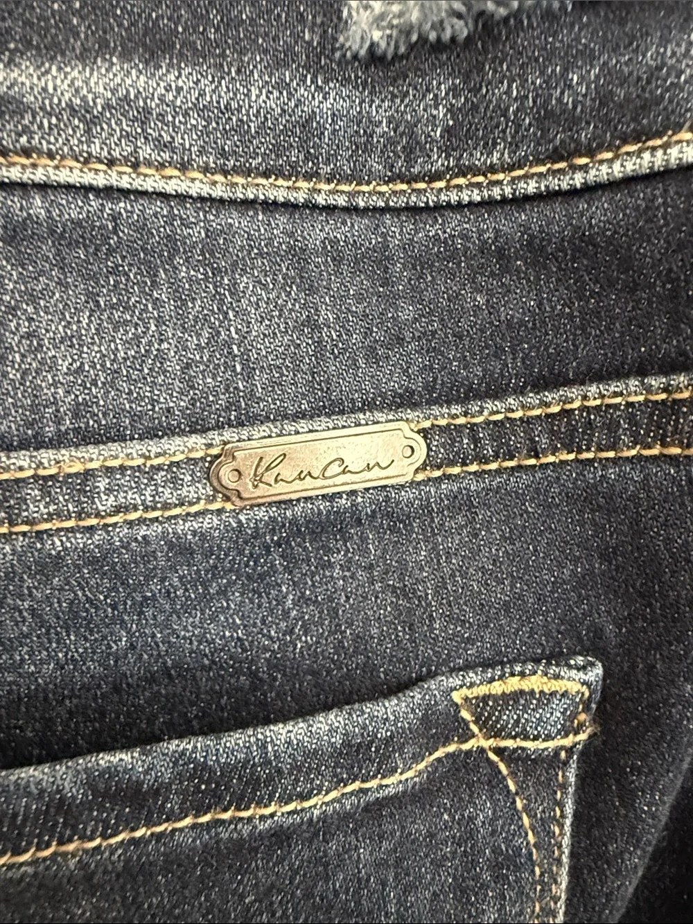 KanCan cropped ankle