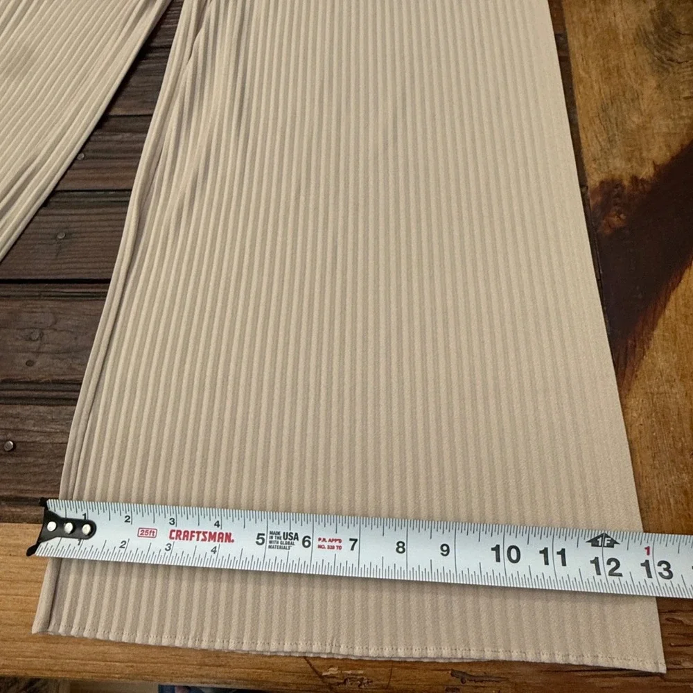 Uniqlo pleated wide
