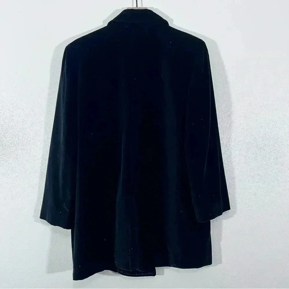 Liz Claiborne liz claiborne