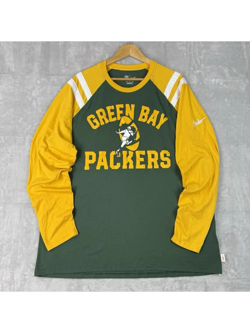 Nike Green Bay Packers Men's XXL Throwback Raglan Long Sleeve NFL Grapic Sporty