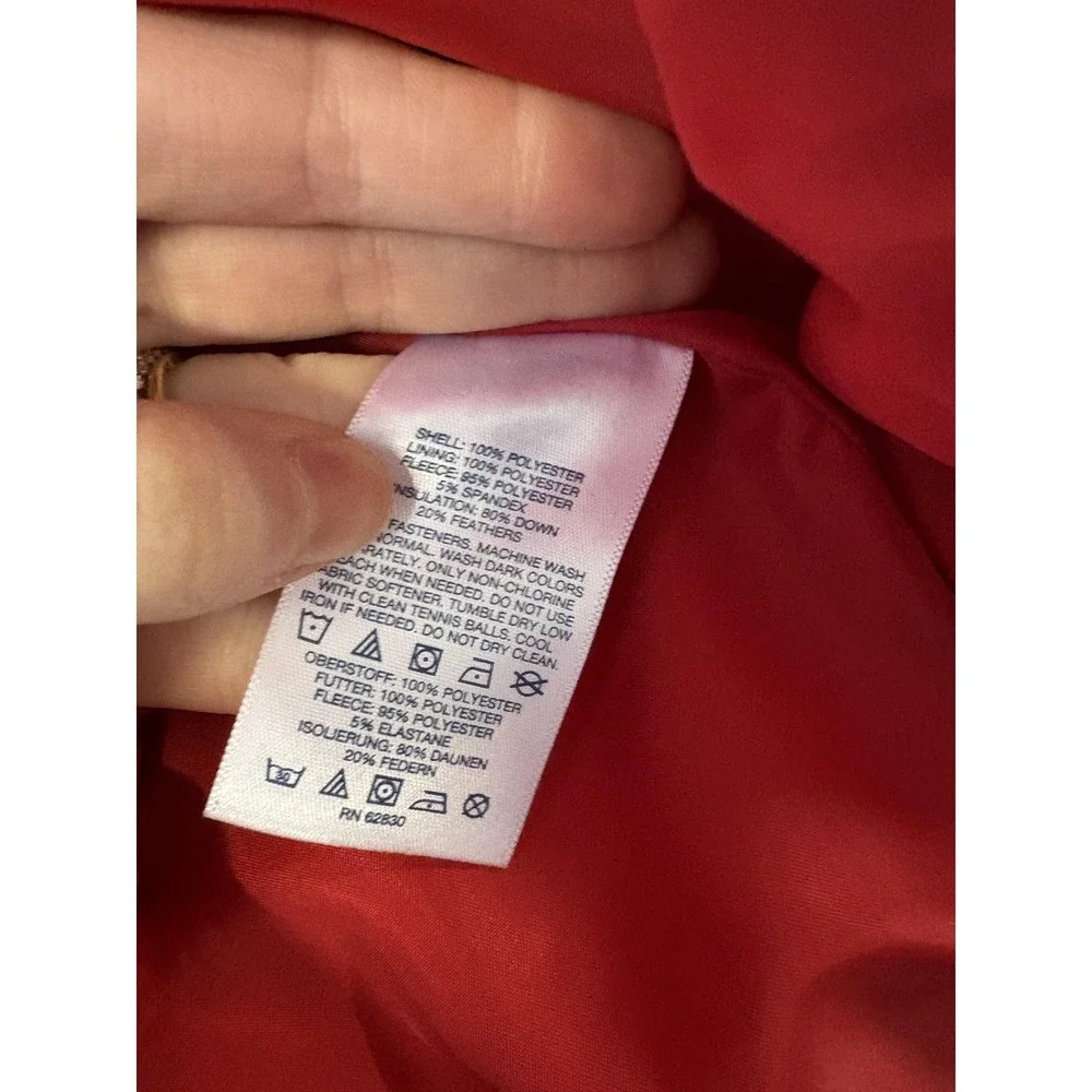 Lands End brand lands