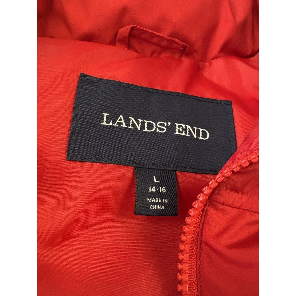 Lands End brand lands