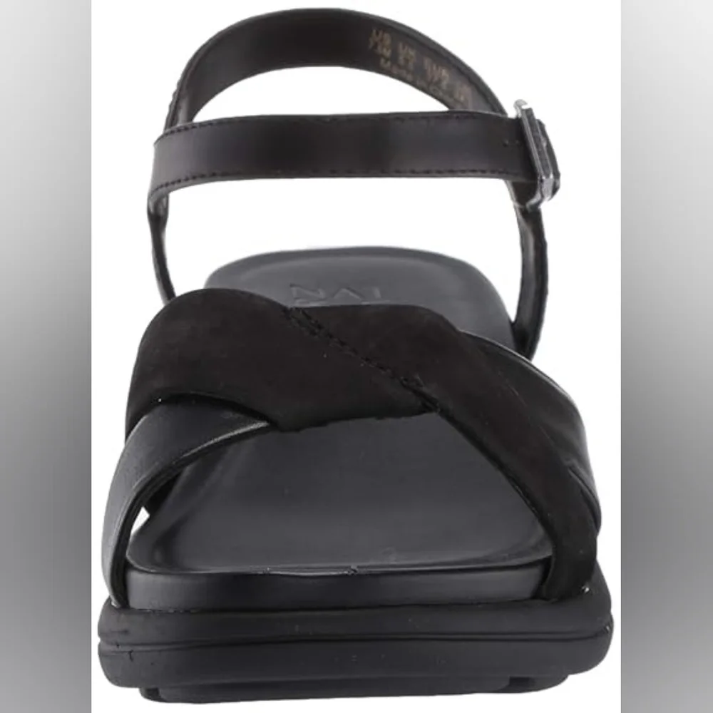 Naturalizer comfort platform
