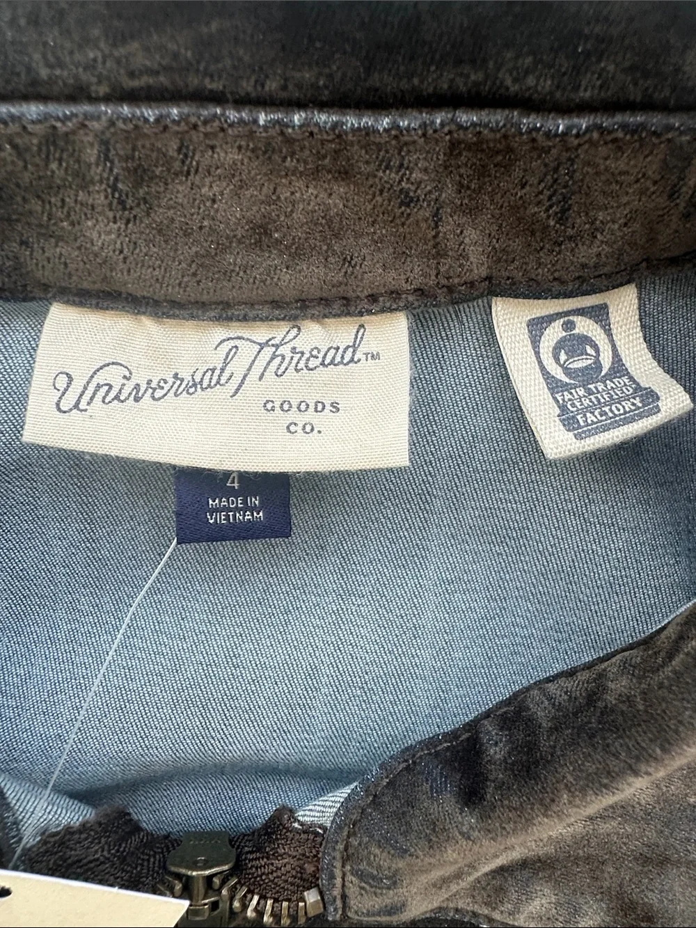 Universal Thread chic modern