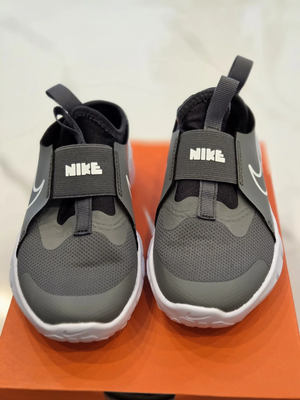 NWT Nike Flex Runner Kids 12C Gray Slip-On Athletic Shoes - Comfortable Fit
