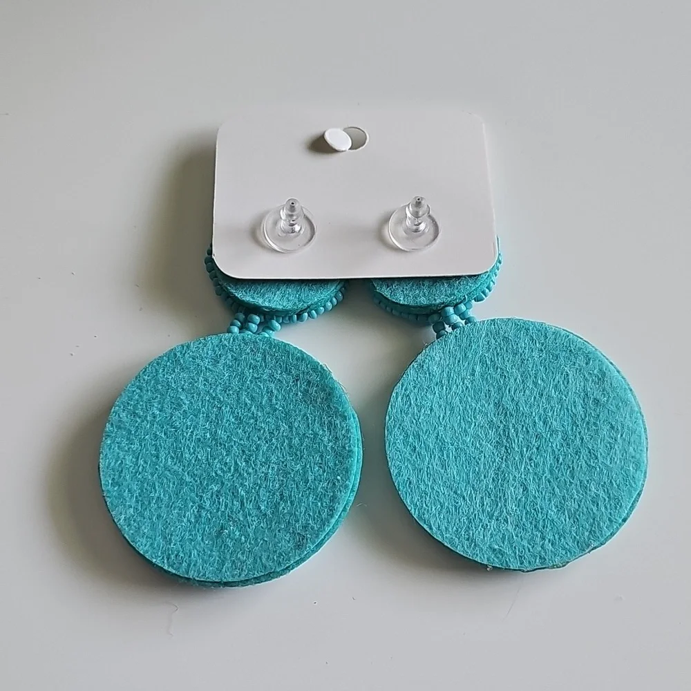 None bold turquoise