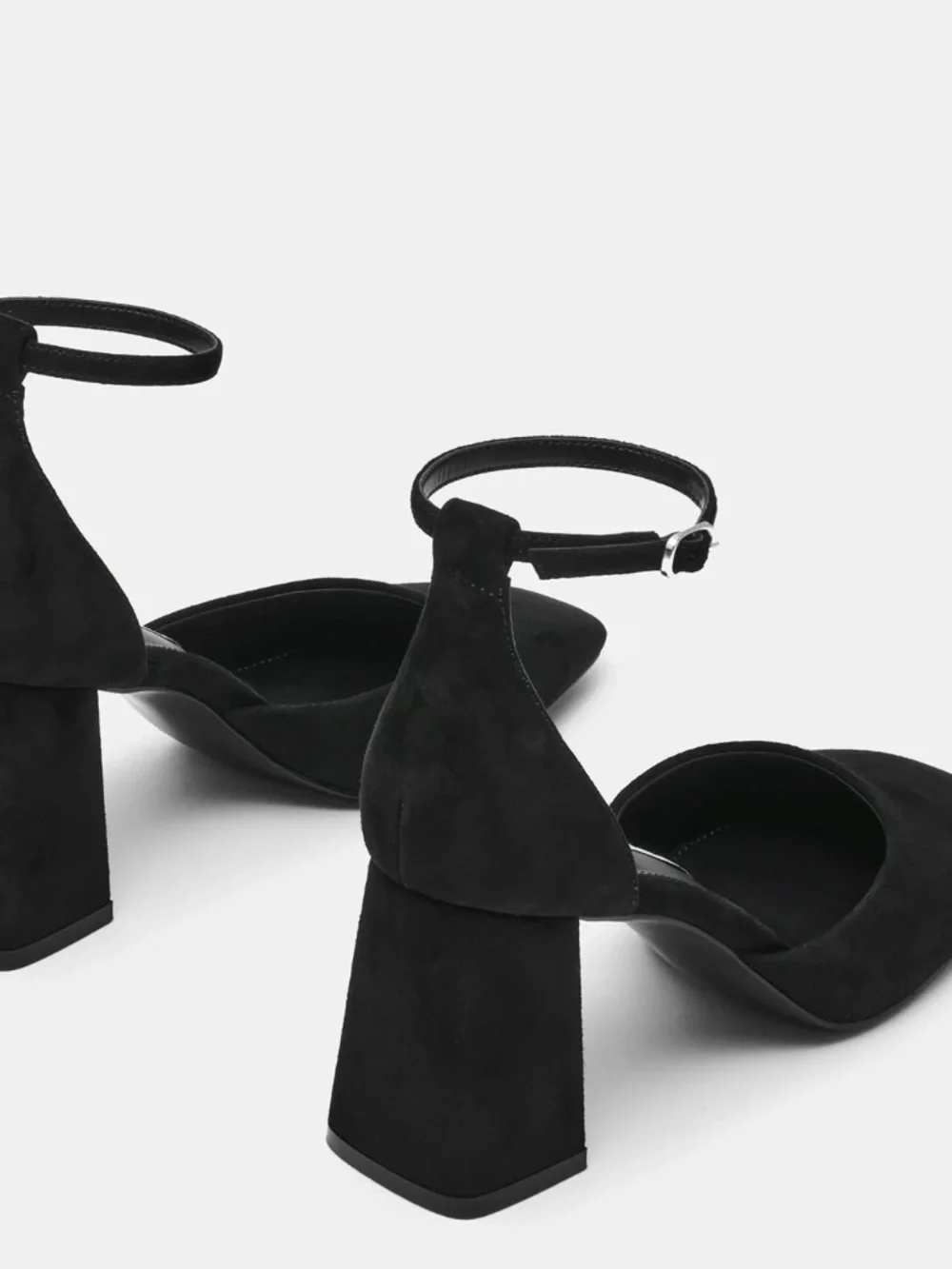 Steve Madden chic square