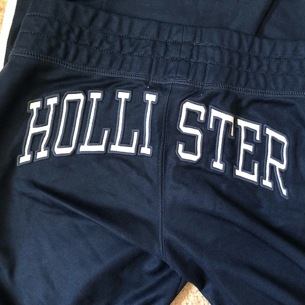 Hollister navy blue