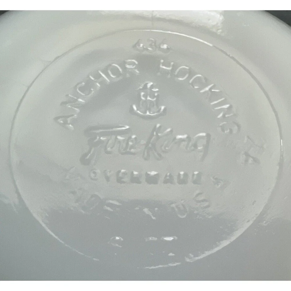 Anchor Hocking bowls are