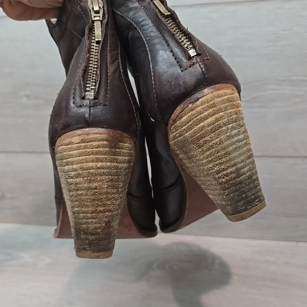 J Shoes Women Ranch 2 Ankle Leather Western Moto Heels shoes boots sz 9