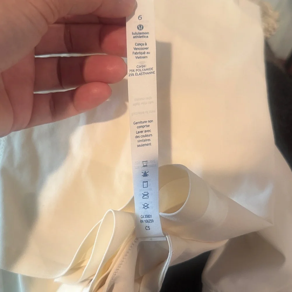 Women’s Lululemon Cream Button-Up Jacket