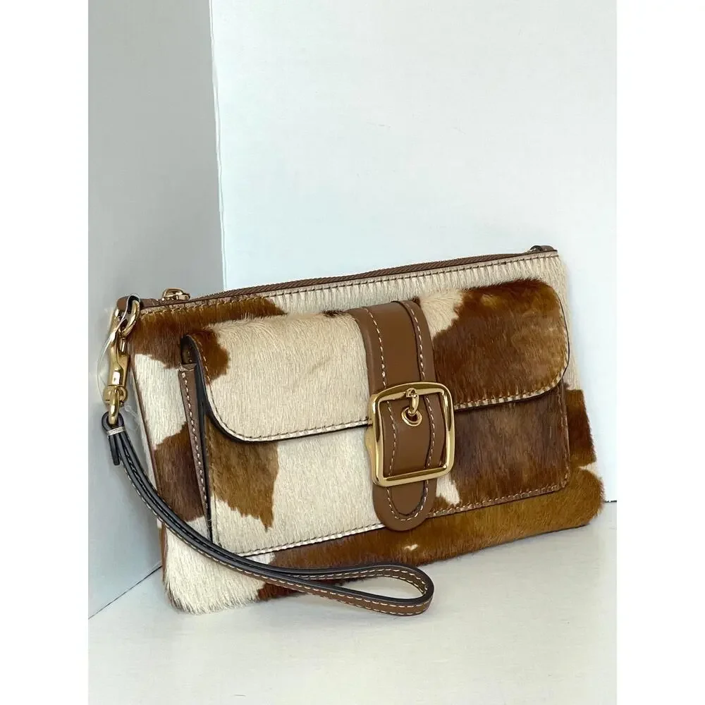 Coach ashton wristlet