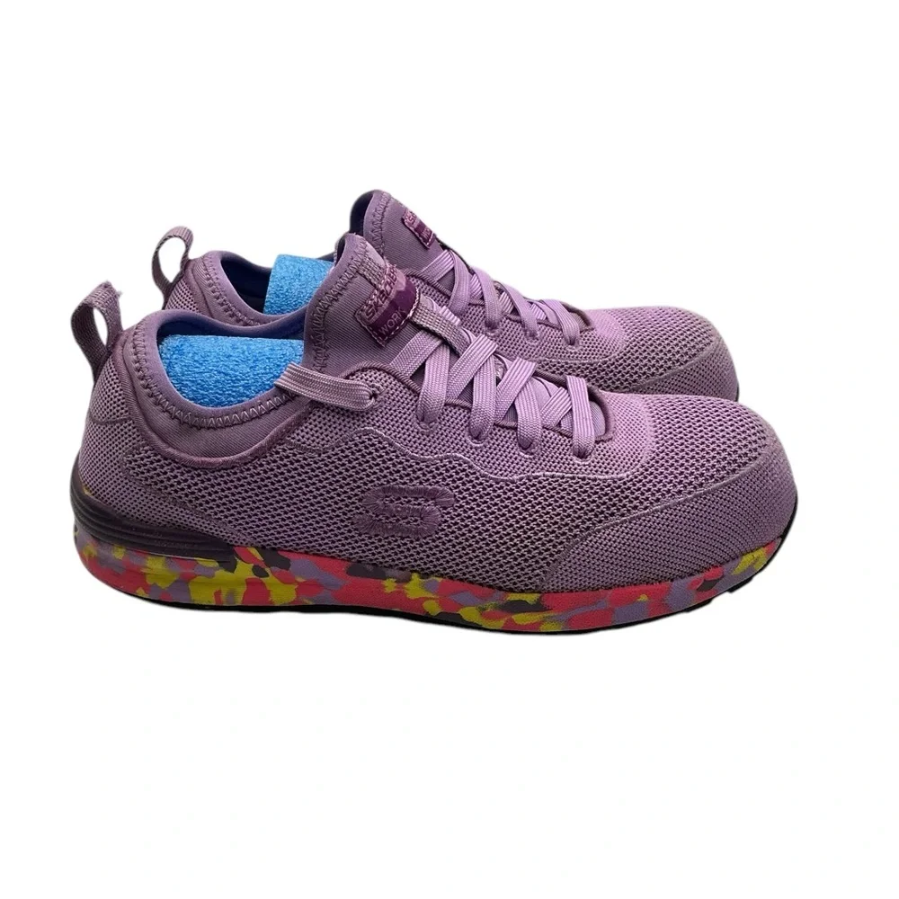 Skechers step out