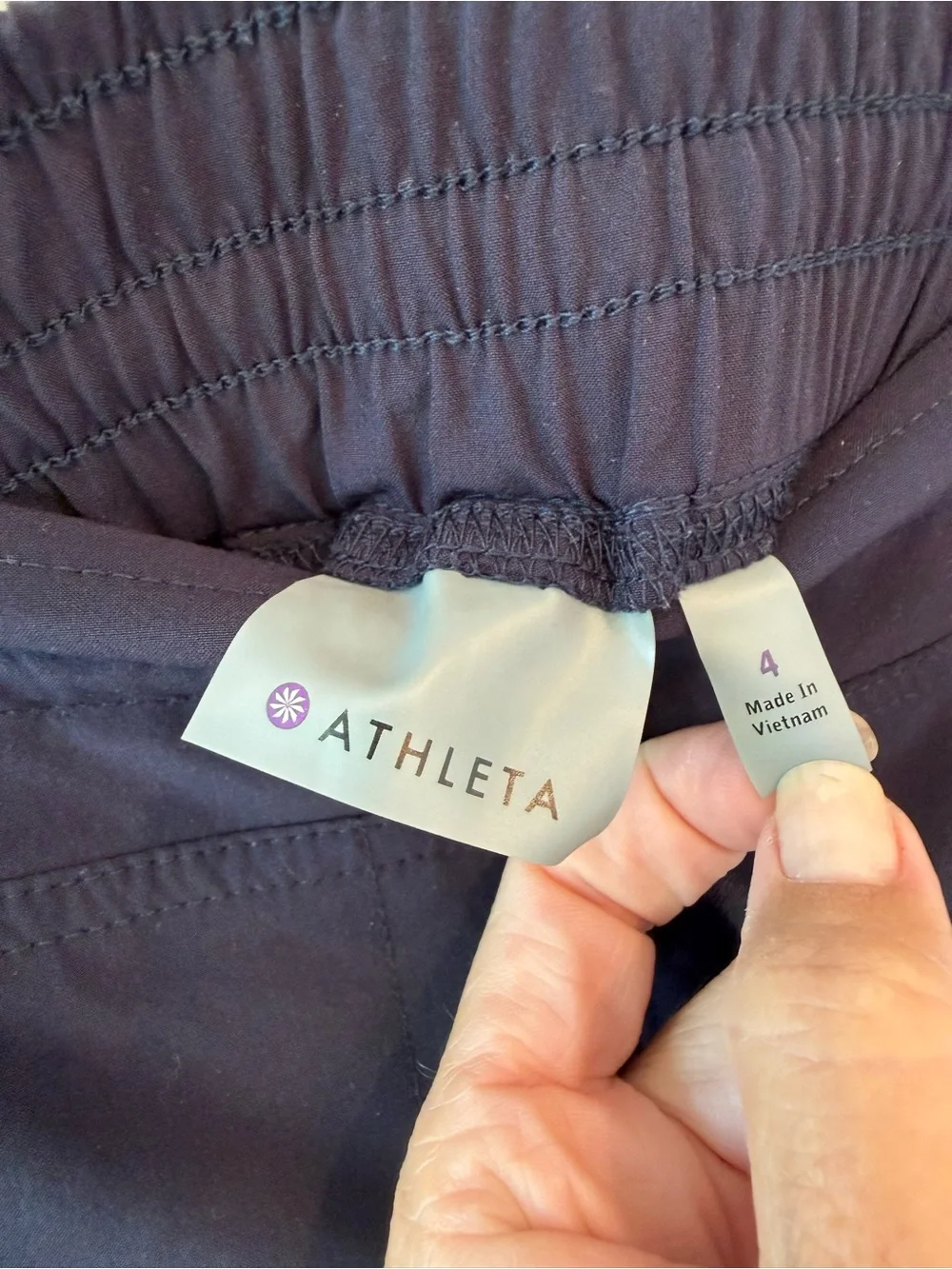 Athleta women’s la