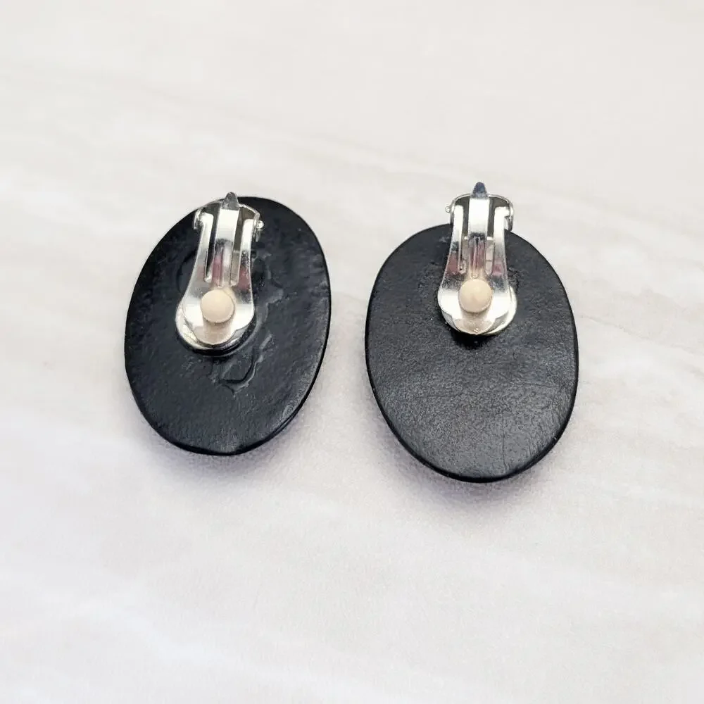 Vintage clip earrings