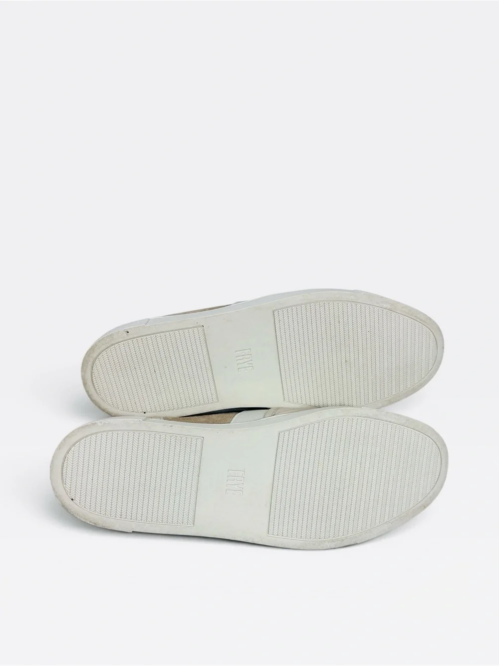 Frye arch molded