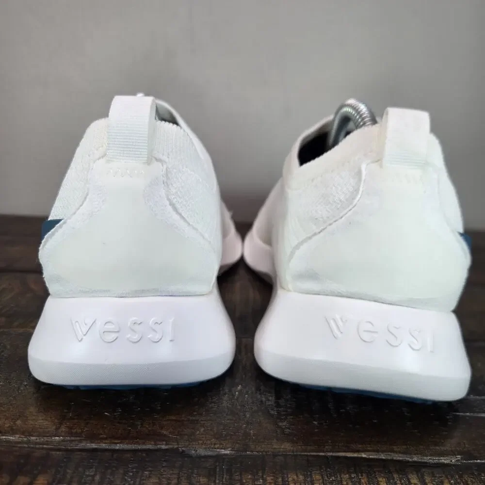 Vessi everyday move