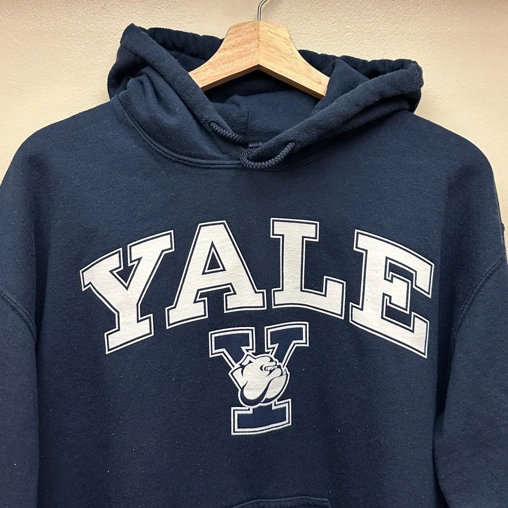 Gildan yale hoodie