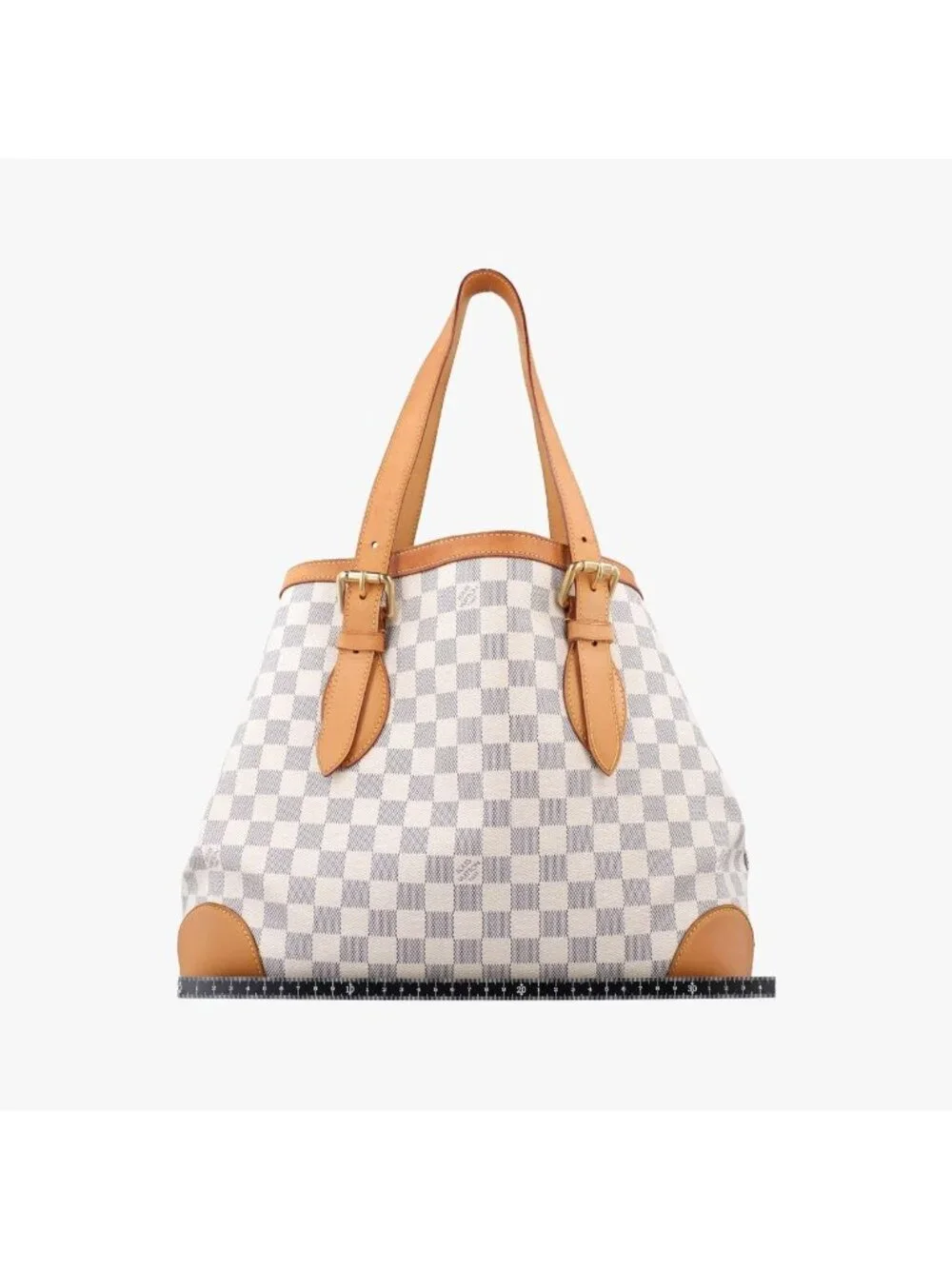 Louis Vuitton accessories make marks