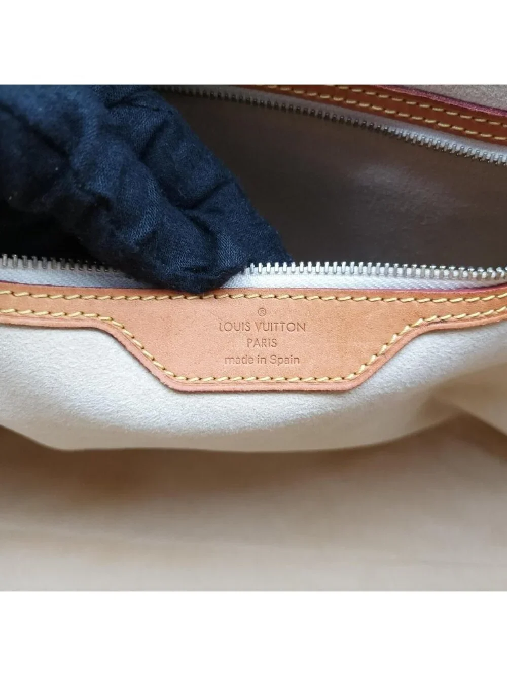 Louis Vuitton odor smell controlled