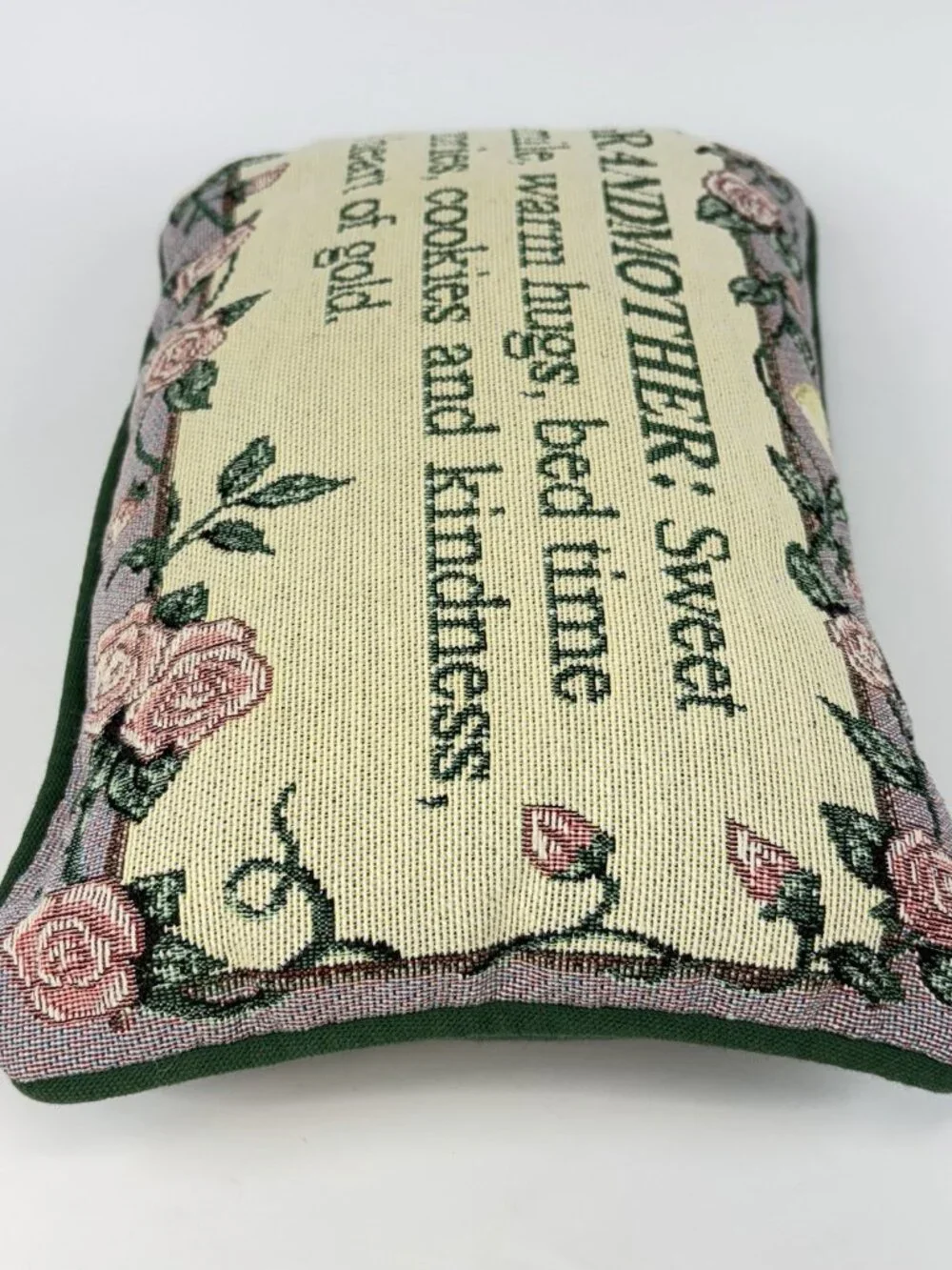 Unbranded tapestry throw