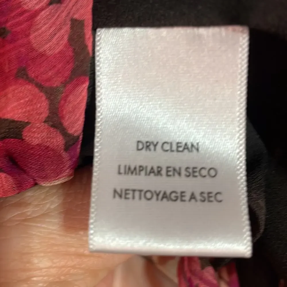 Nine West neck dressy worn