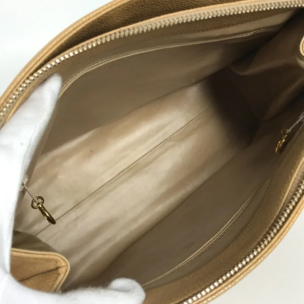 CHANEL vintage cream