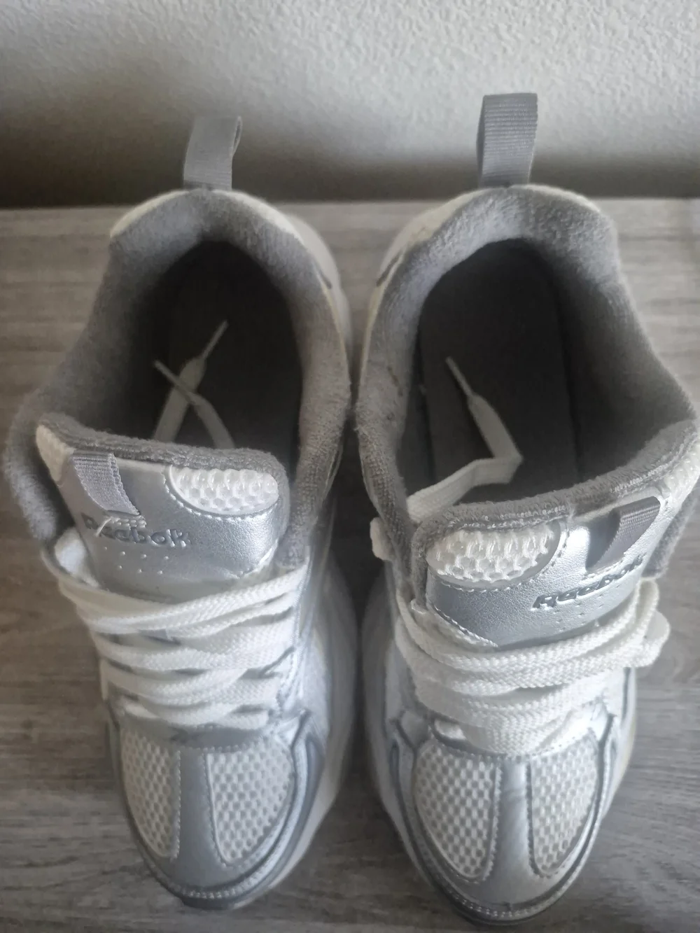 Reebok breathable fit up