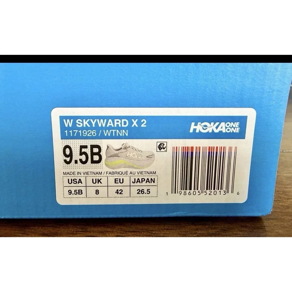 Hoka Running option metallic such