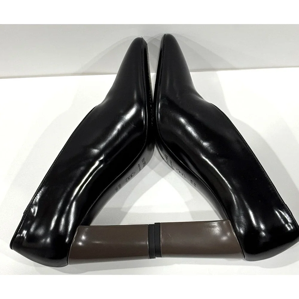 Via Spiga black light size