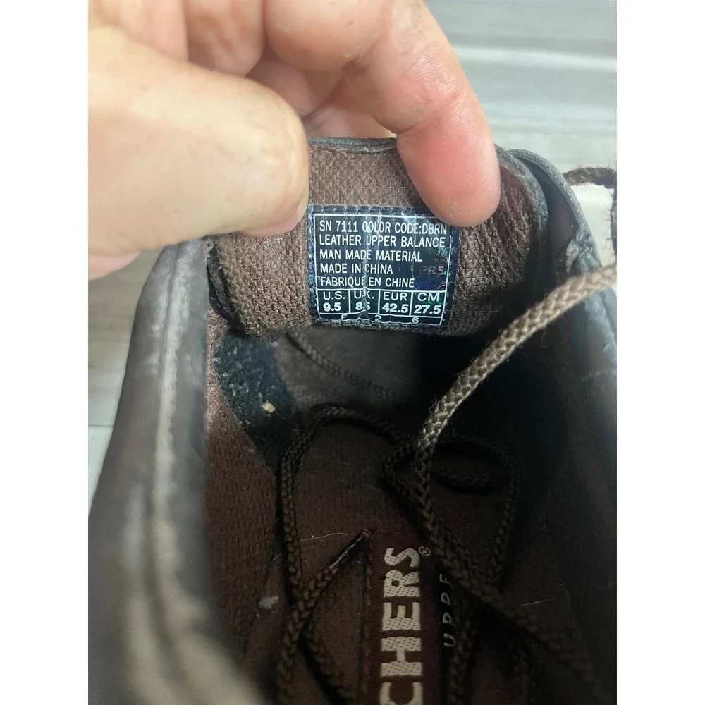 Skechers 90s brown