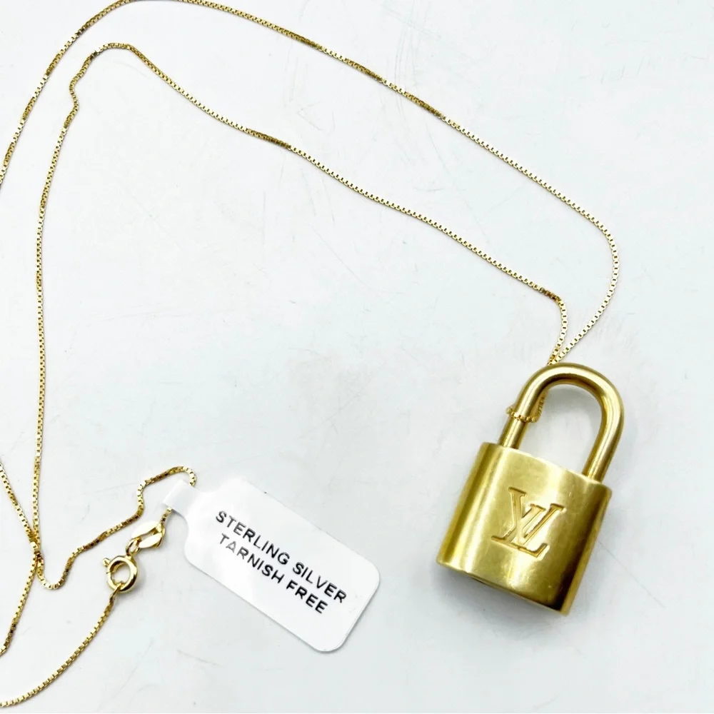 Authentic Louis Vuitton Brass Lock #317 No Key with After Market Box Chain 24”