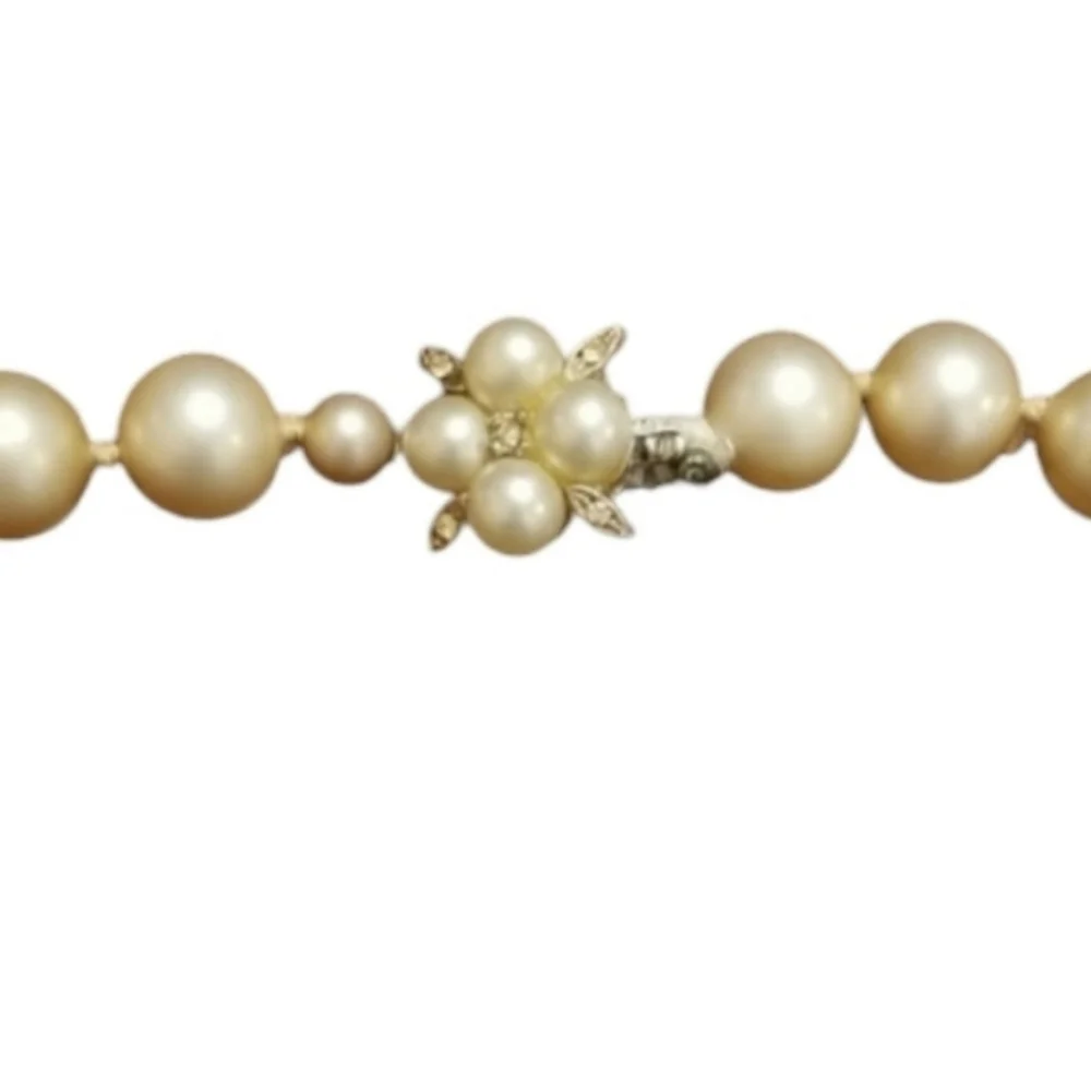 Vintage faux pearl