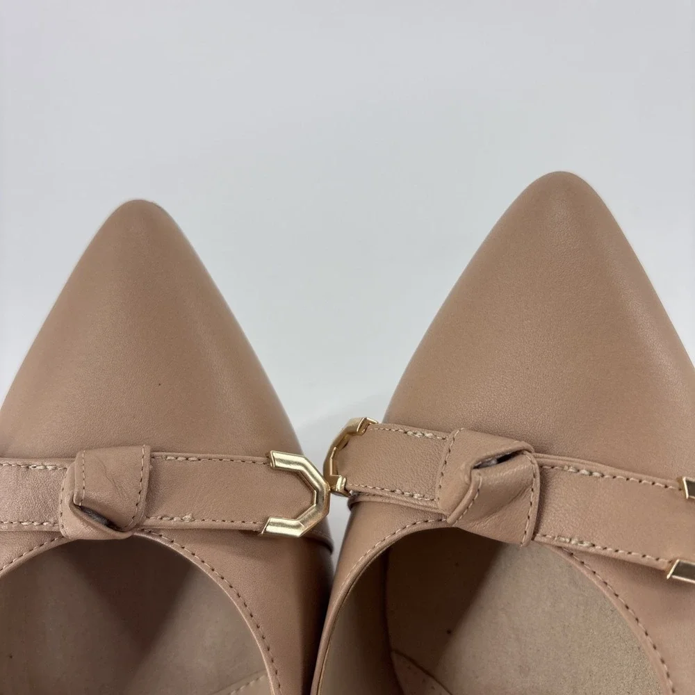 Cole Haan details items