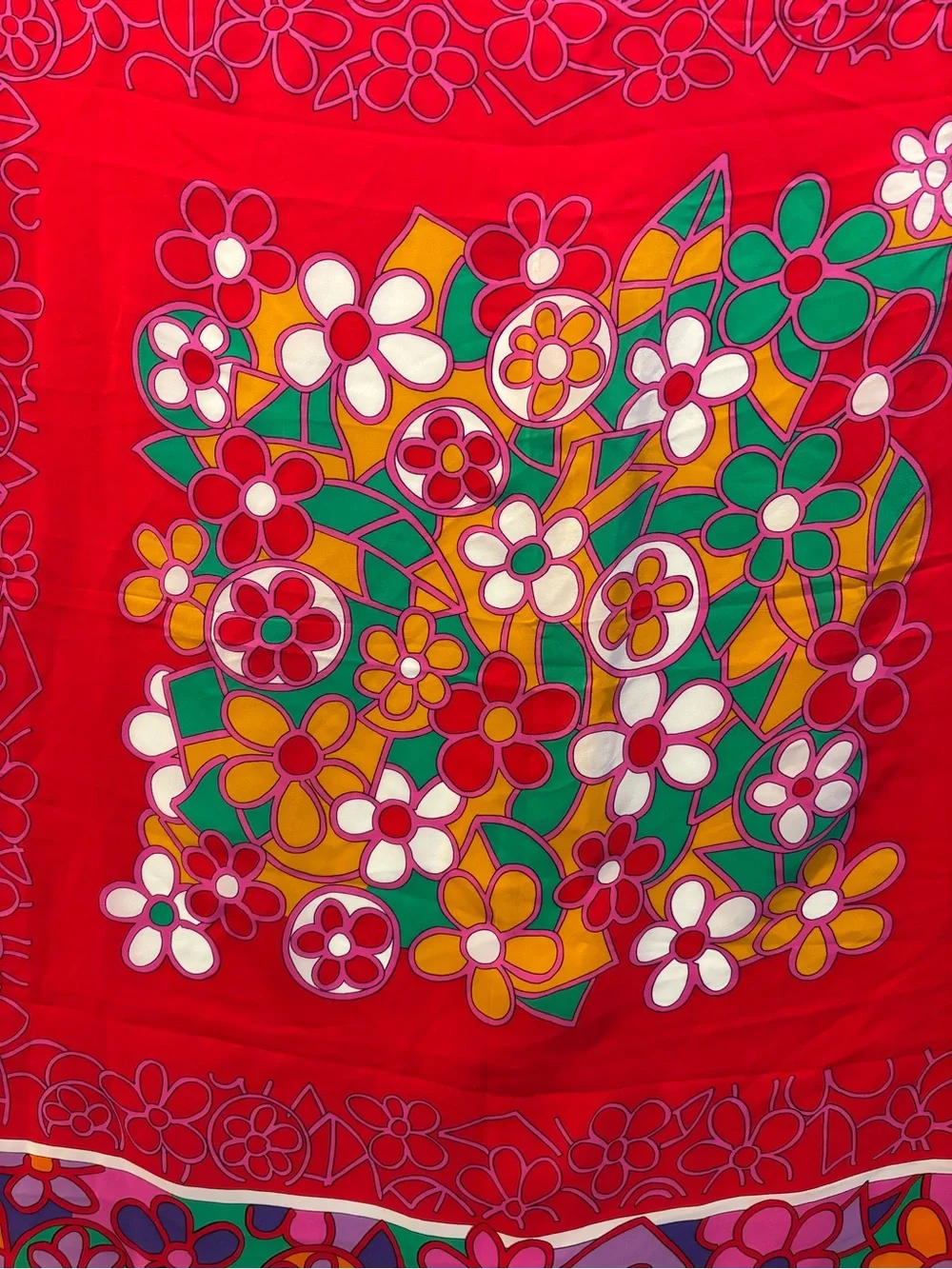 Marja Kurki vibrant red