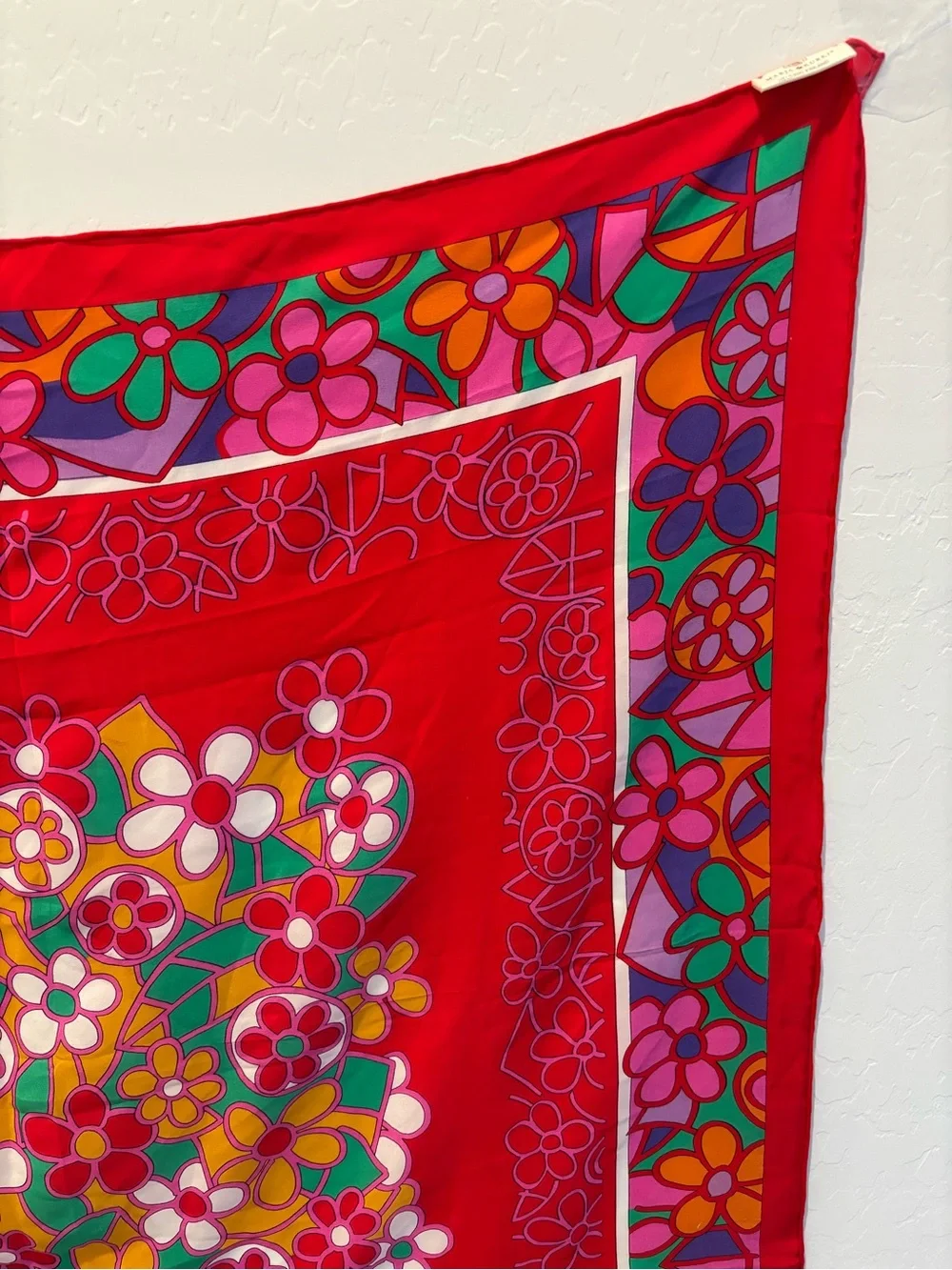 Marja Kurki vibrant red
