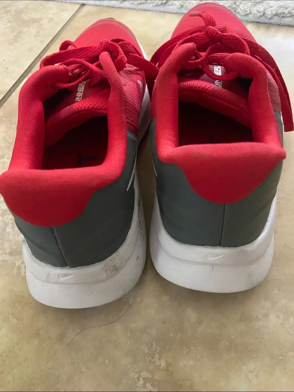Nike kids red