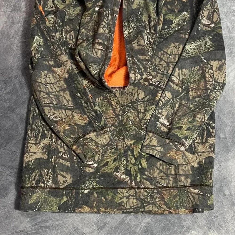 Carhartt camo hoodie