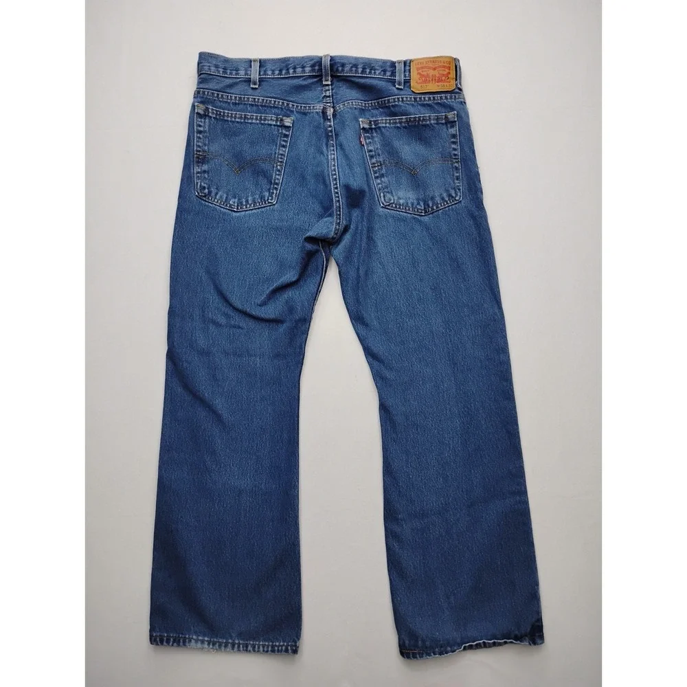Levis levi 517