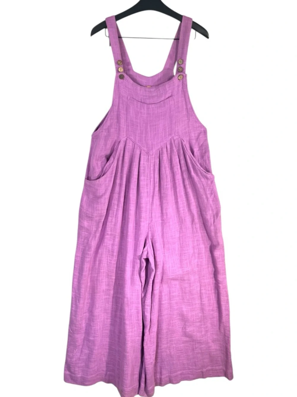 Free People reposhing this