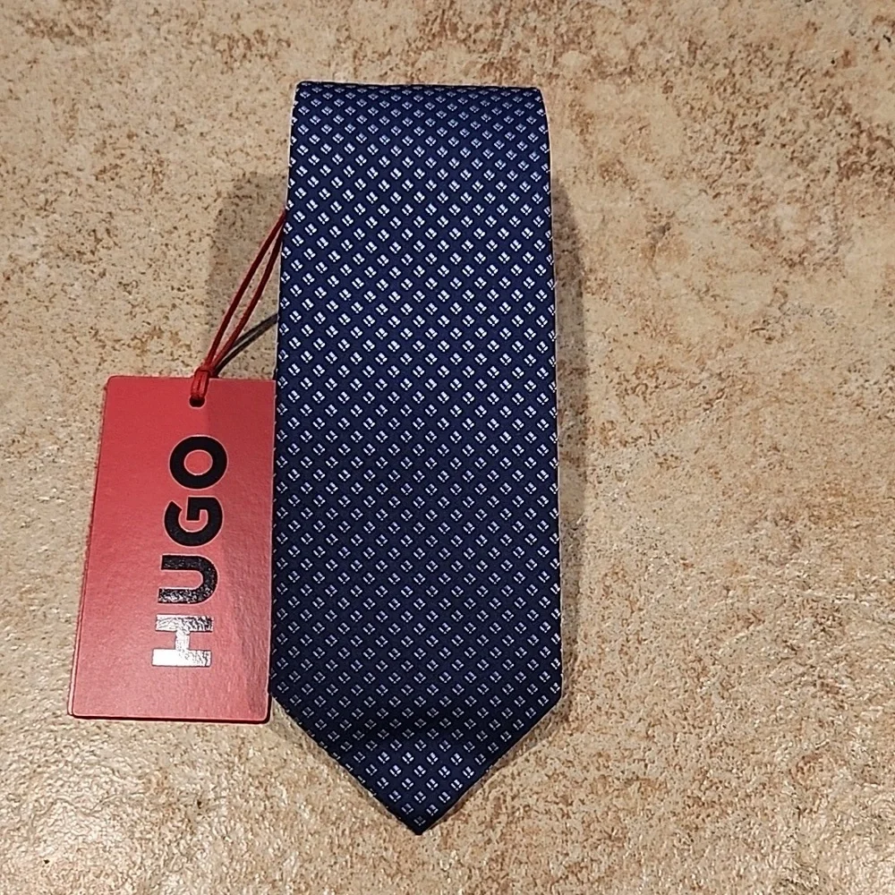 HUGO Dark Blue Patterned Tie