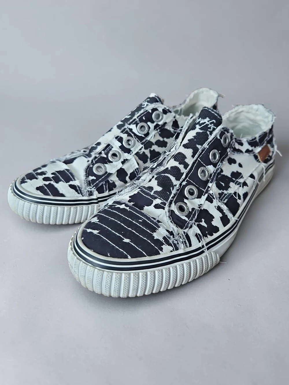 Blowfish Black & White Cow Print Slip-Ons 8.5