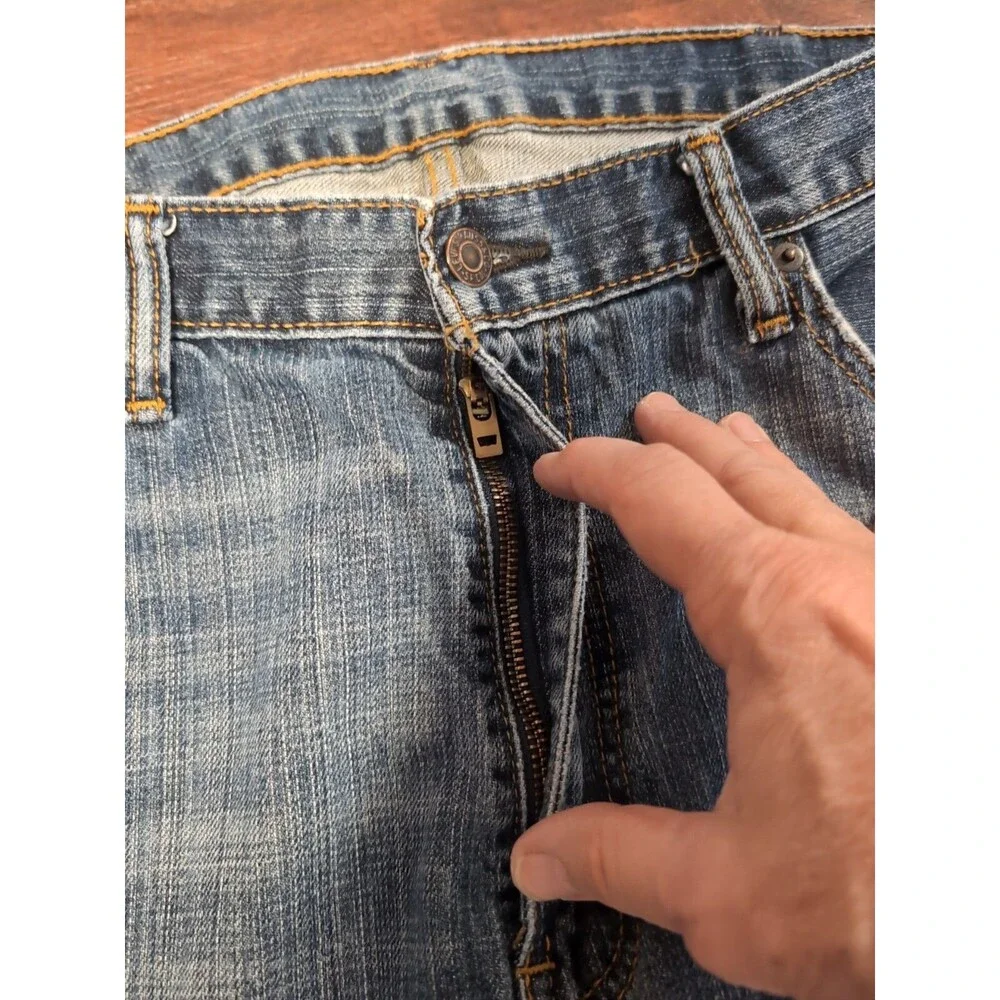 Levis levi 559