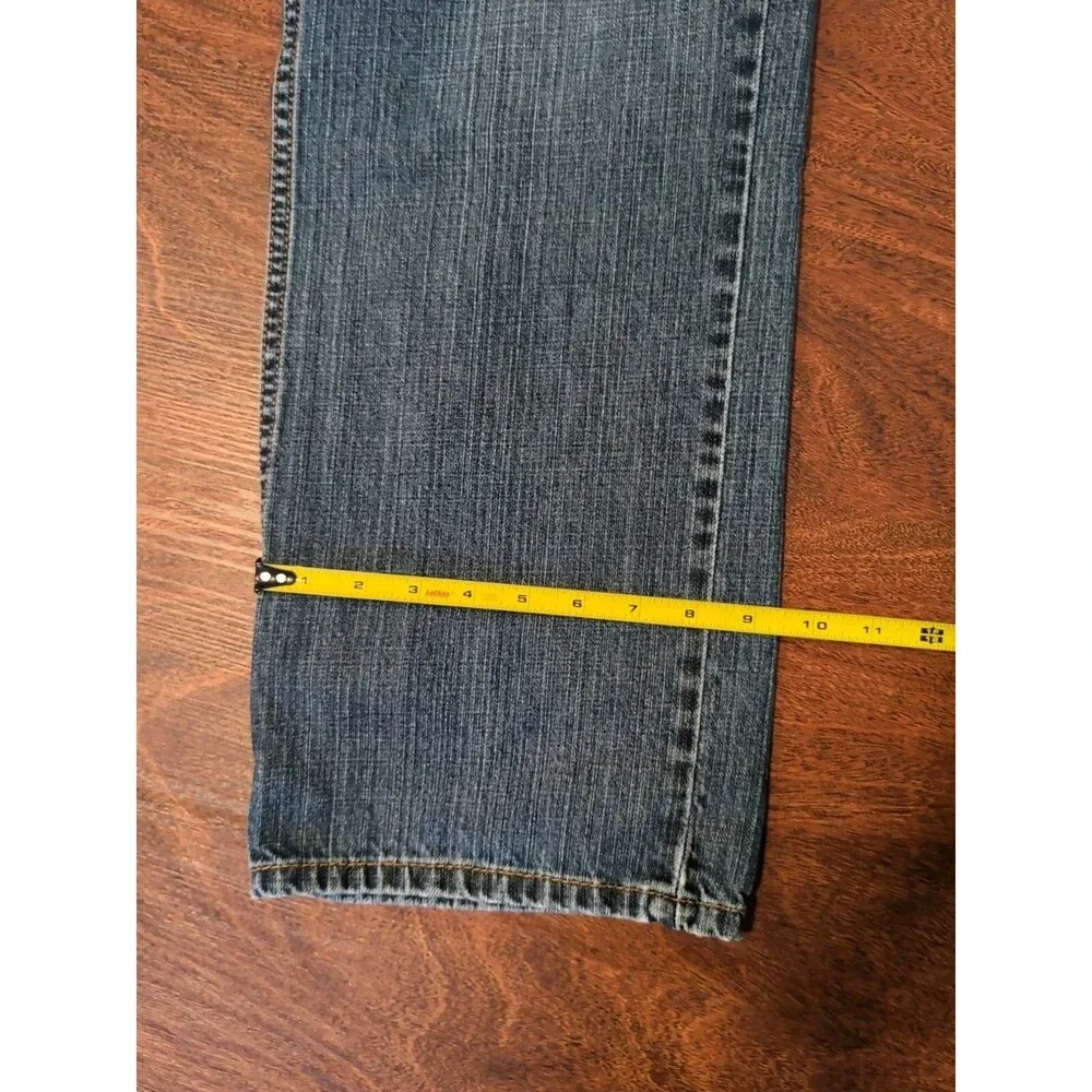 Levis levi 559